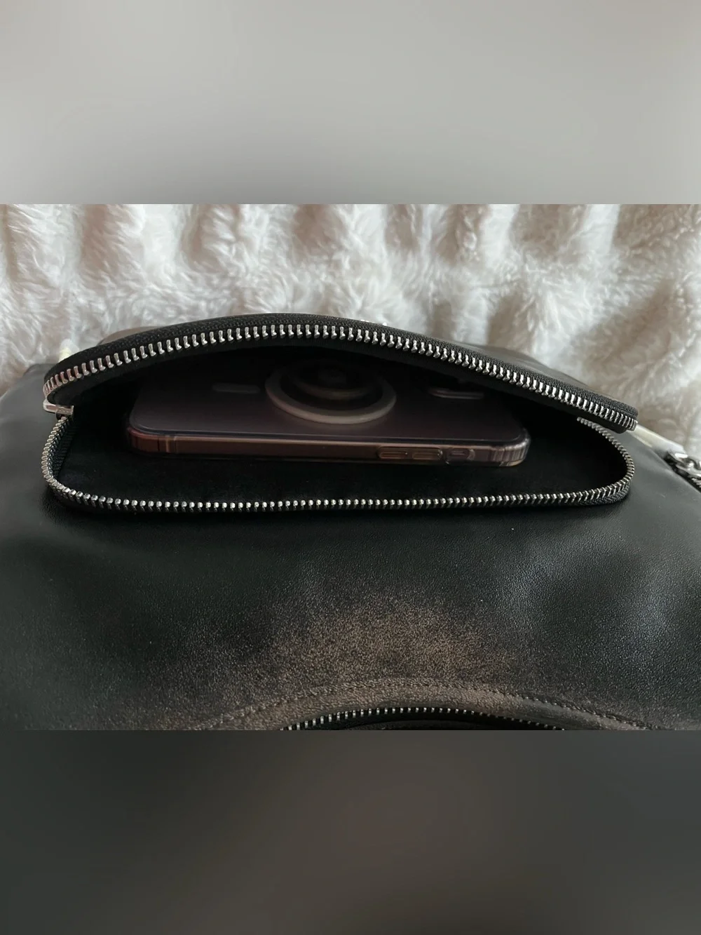 COACH Laurel Shoulder Bag With Pockets In Loved Leather-Large